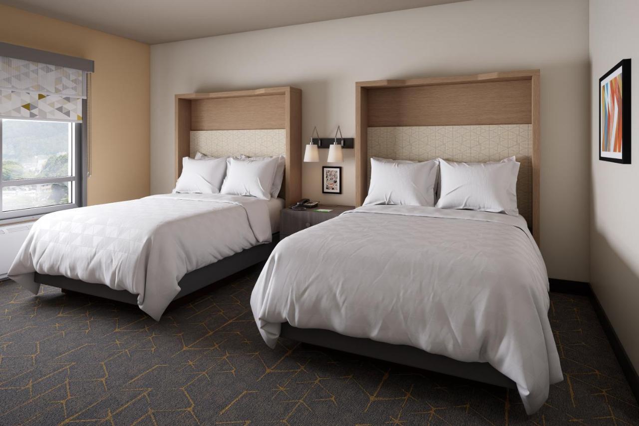 Holiday Inn - Long Island - Islip Arpt East By Ihg Holtsville Kültér fotó
