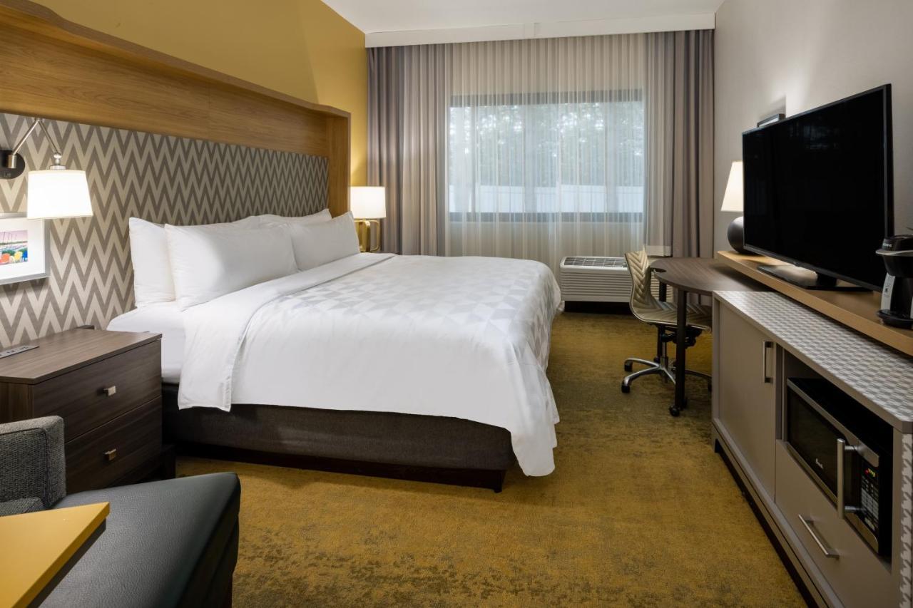 Holiday Inn - Long Island - Islip Arpt East By Ihg Holtsville Kültér fotó