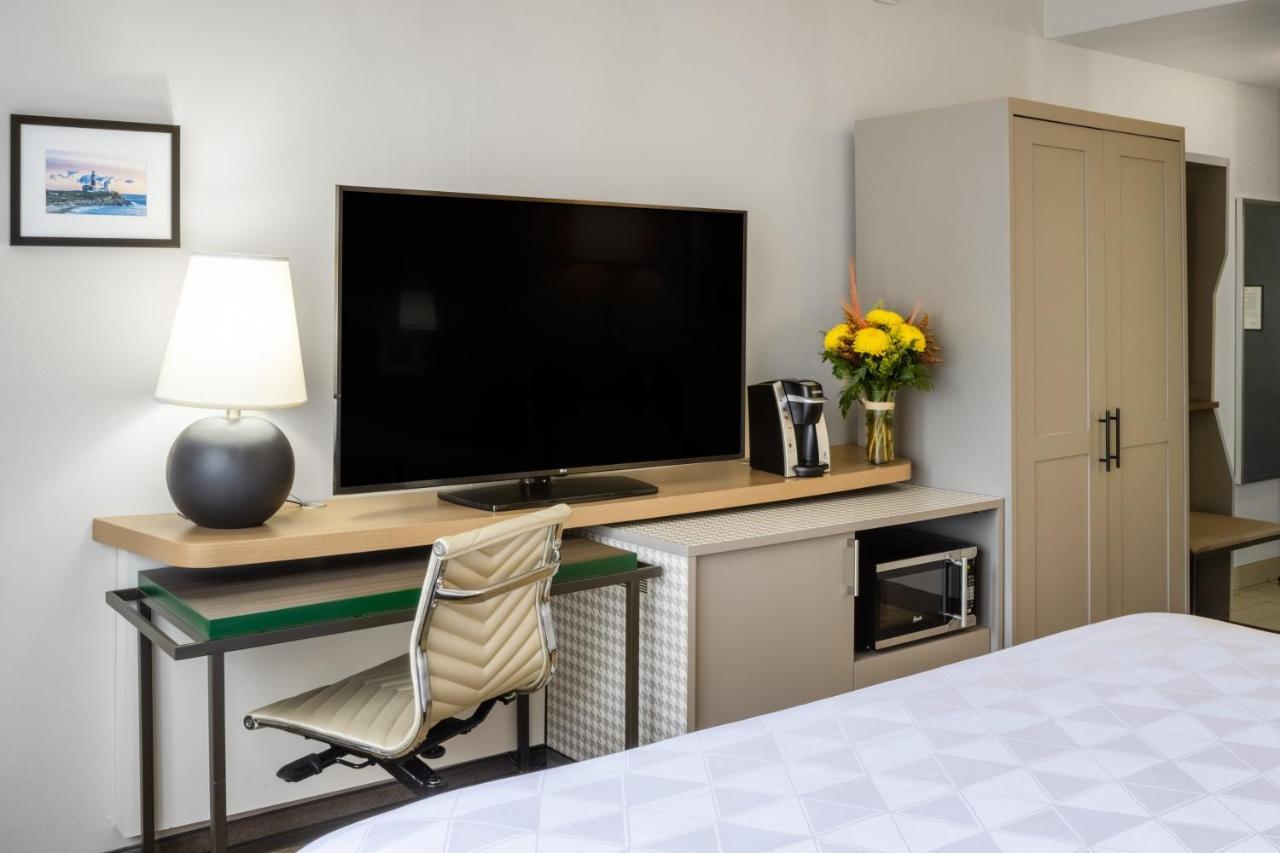 Holiday Inn - Long Island - Islip Arpt East By Ihg Holtsville Kültér fotó