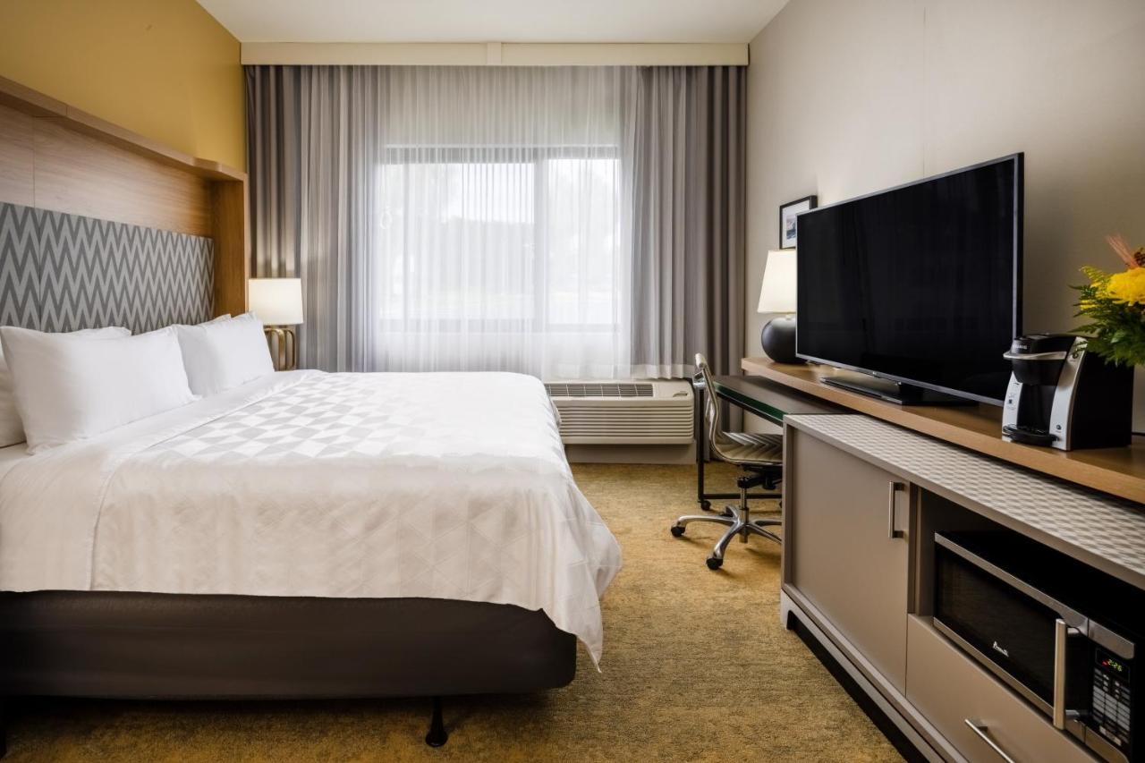 Holiday Inn - Long Island - Islip Arpt East By Ihg Holtsville Kültér fotó