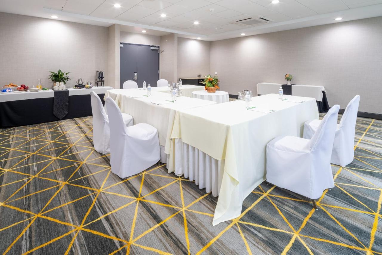 Holiday Inn - Long Island - Islip Arpt East By Ihg Holtsville Kültér fotó